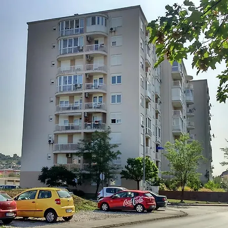 Apartament Charming *